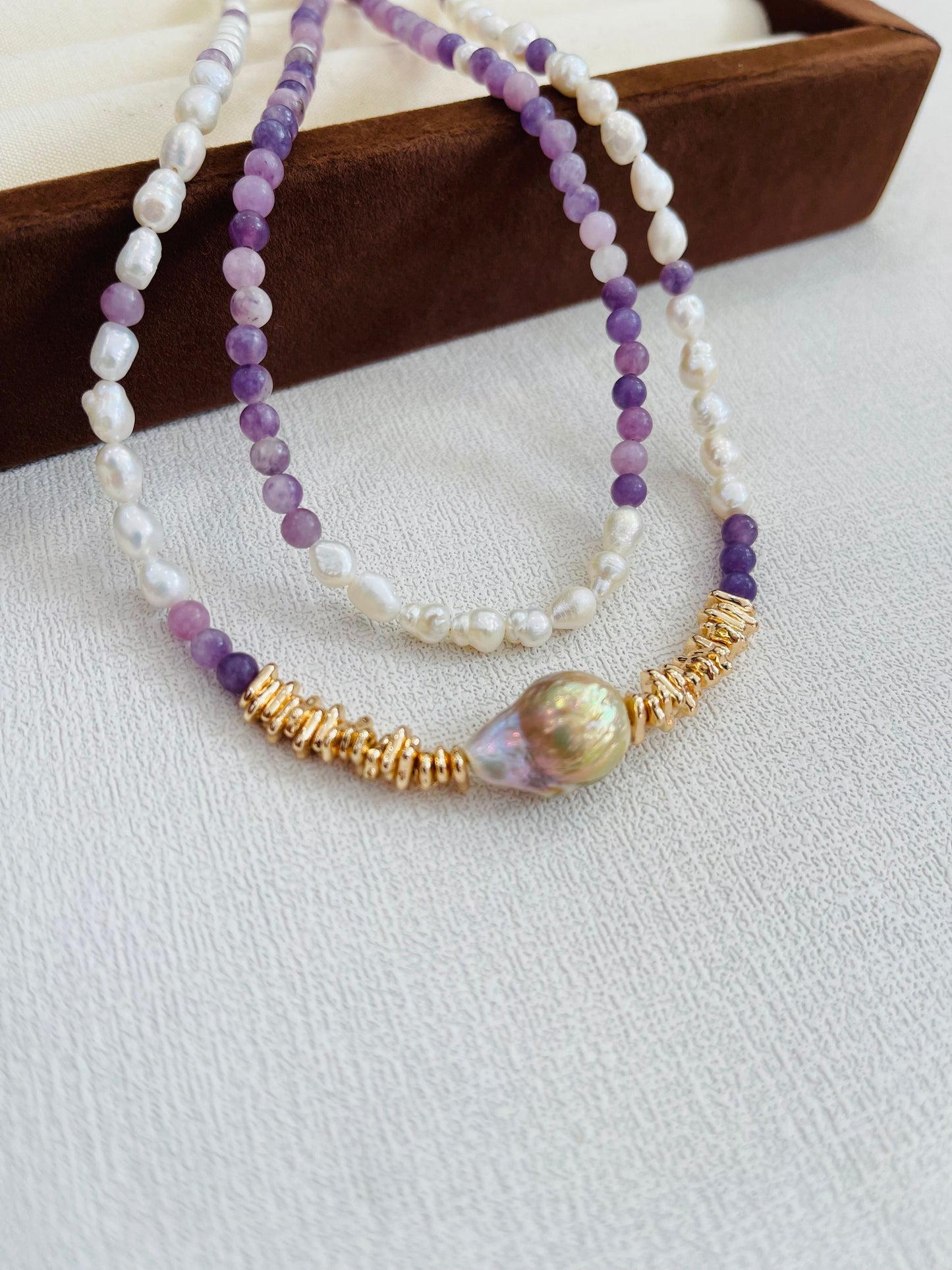 Pearl and amethyst necklace set