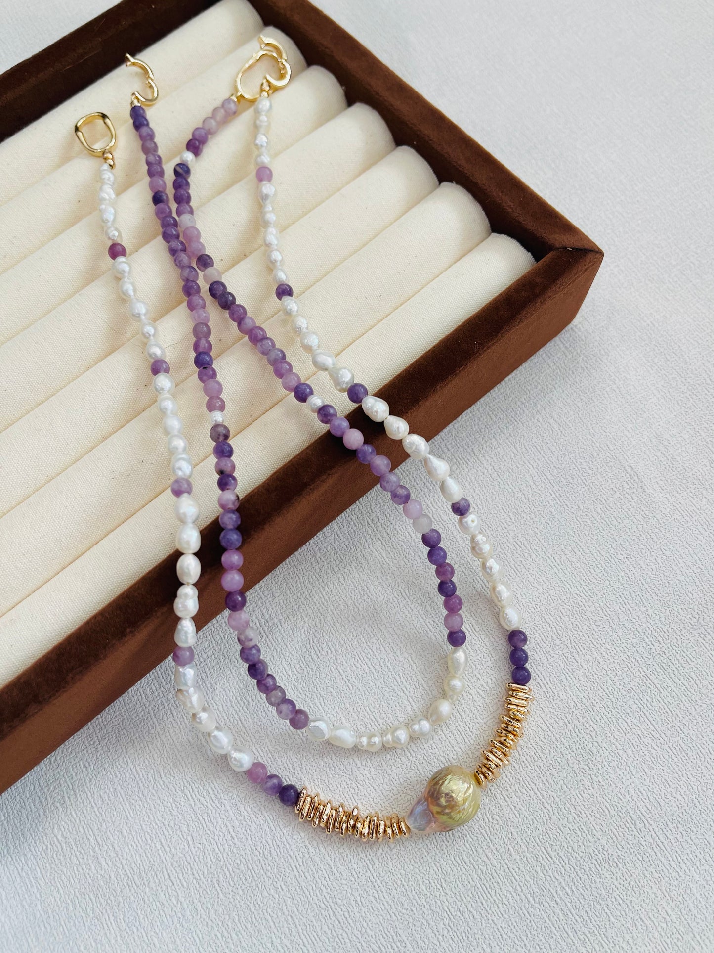 Pearl and amethyst necklace set